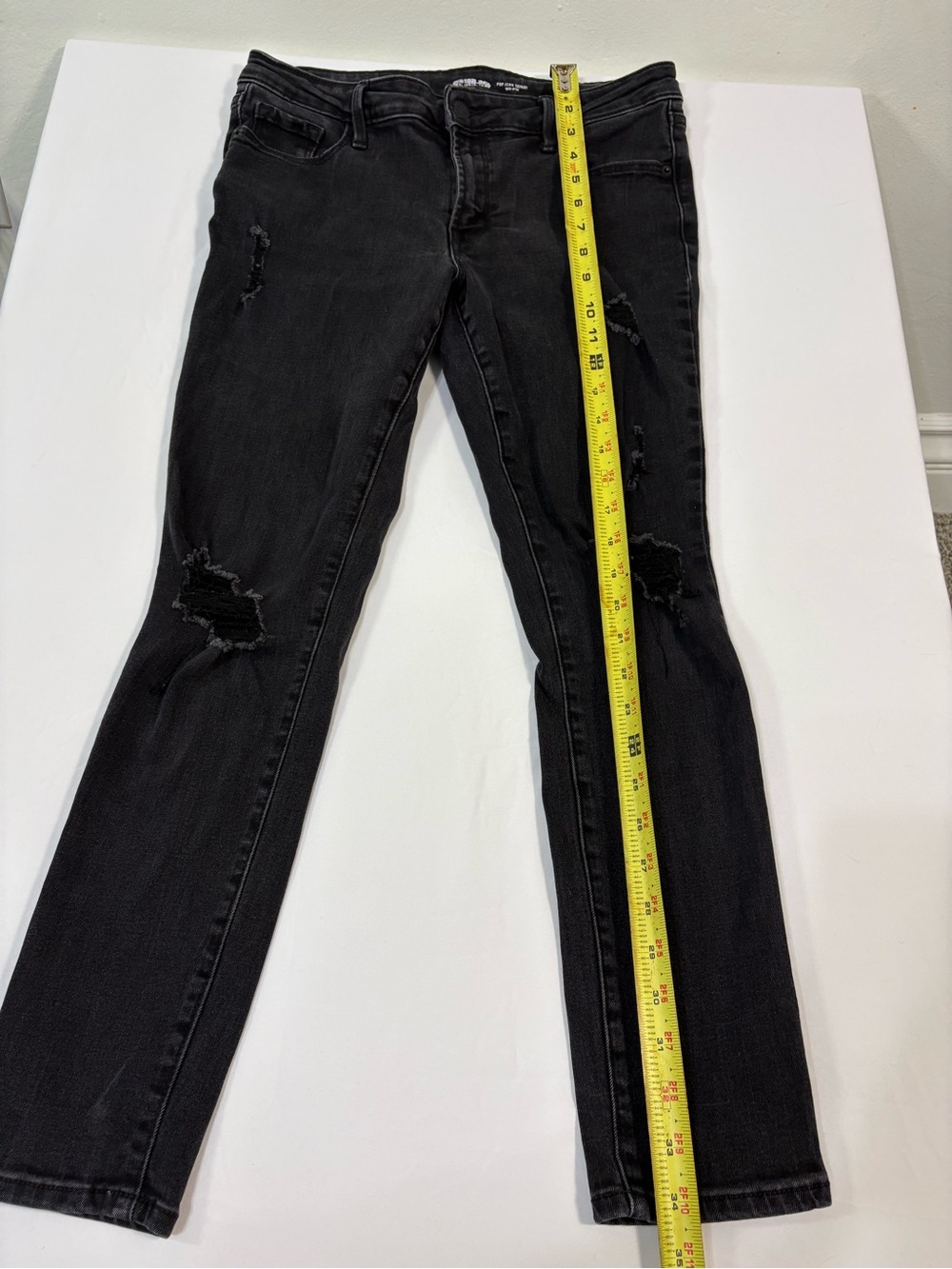 Sz 8p Old Navy Black Ripped Skinny Jeans